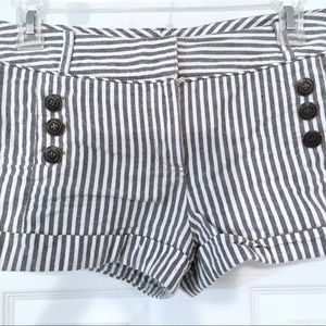Black/White Railroad Striped Shorts Size S